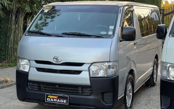 Silver Toyota Hiace 2017 for sale in Manual-1