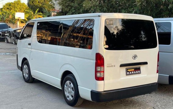 White Toyota Hiace 2017 for sale in Quezon City-2