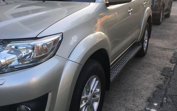 Selling Silver Toyota Fortuner 2012 in Parañaque-3