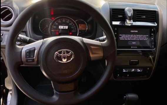 Selling Black Toyota Wigo 2021 in Quezon City-3