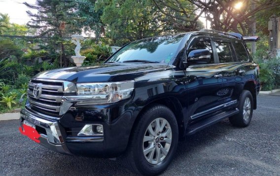 Black Toyota Land Cruiser 2017 for sale in Pasig-4
