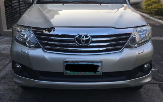 Selling Silver Toyota Fortuner 2012 in Parañaque