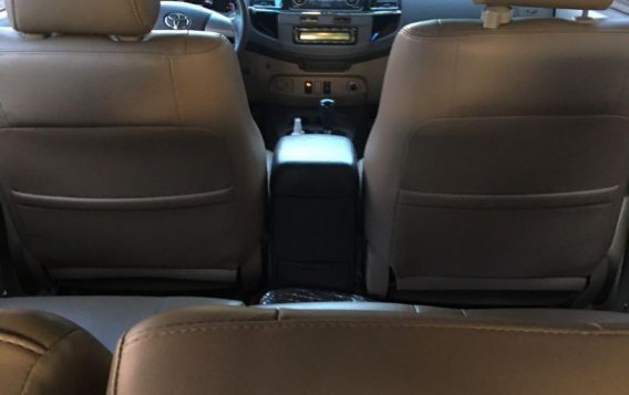 Selling Silver Toyota Fortuner 2012 in Parañaque-5