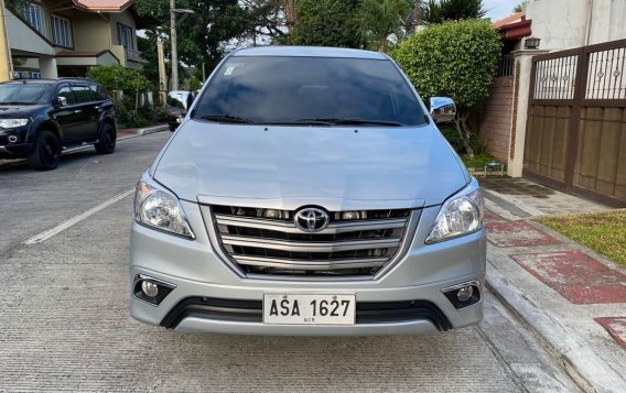 Selling Silver Toyota Innova 2015 in Quezon-2
