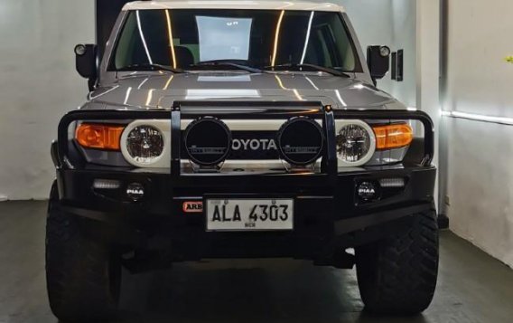 Grey Toyota FJ Cruiser 2015 for sale in Pasay -8
