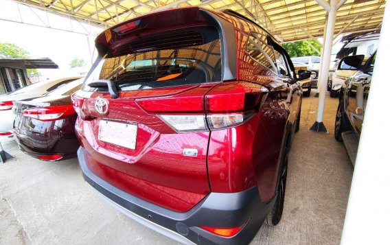 Selling Red Toyota Rush 2019 in Quezon-3