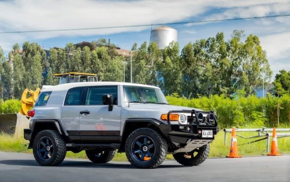 Grey Toyota FJ Cruiser 2015 for sale in Pasay 