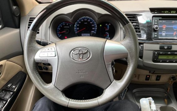 Selling White Toyota Fortuner 2013 in Parañaque-6