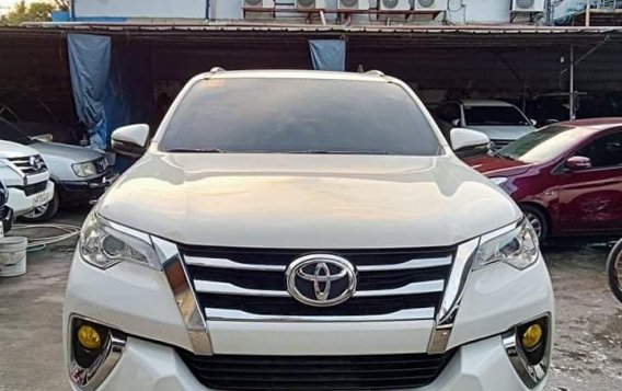 White Toyota Fortuner 2020 for sale in Quezon City-4