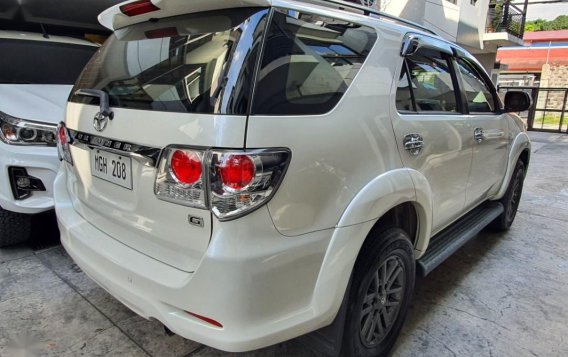 Selling White Toyota Fortuner 2014 in Quezon-2