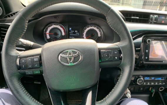 Blue Toyota Hilux 2020 for sale in Quezon-5