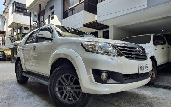 Selling White Toyota Fortuner 2014 in Quezon