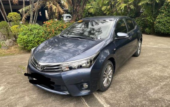 Selling Grey Toyota Corolla Altis 2014 in Marikina-0