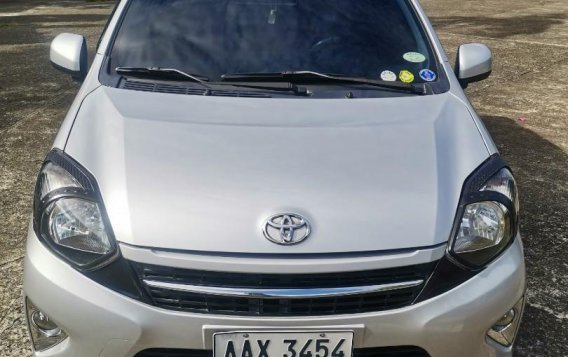 Selling Silver Toyota Wigo 2014 in Quezon