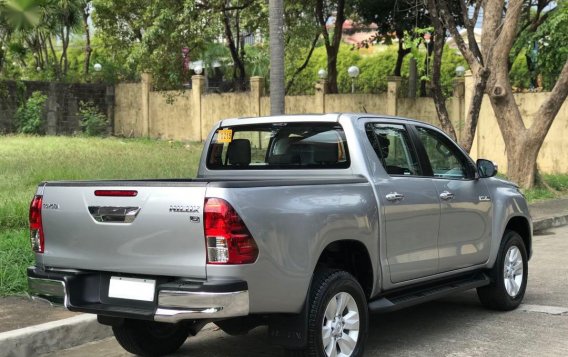 Selling Silver Toyota Hilux 2019 in Muntinlupa-1