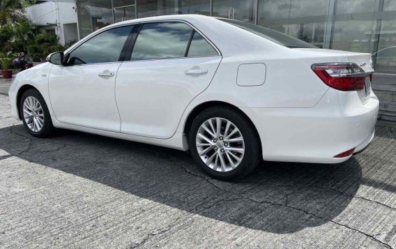 Selling White Toyota Camry 2015 in Pasig-7