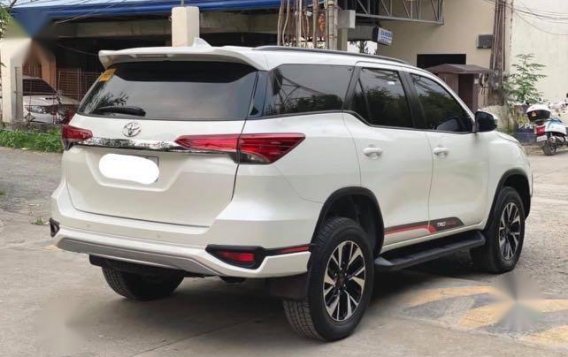 Pearl White Toyota Fortuner 2020 for sale in Quezon -4