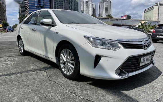 Selling White Toyota Camry 2015 in Pasig-5