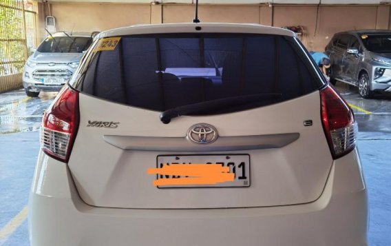 Selling White Toyota Yaris 2016 in Cainta-2