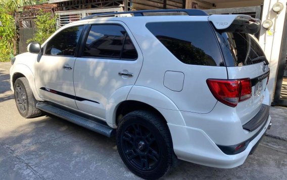 Silver Toyota Fortuner 2015 for sale in Quezon-4