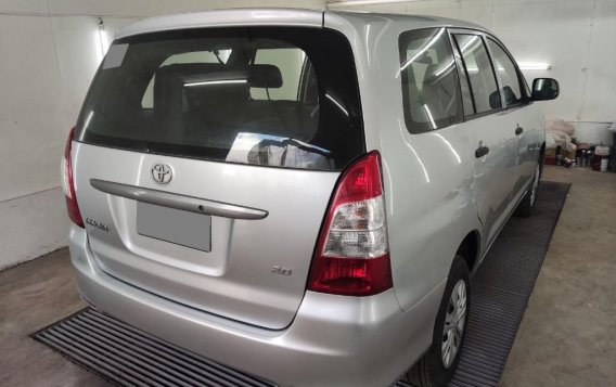 Silver Toyota Innova 2015 for sale in Makati-2