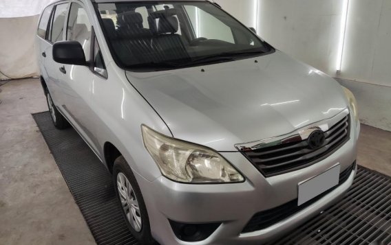 Silver Toyota Innova 2015 for sale in Makati-1