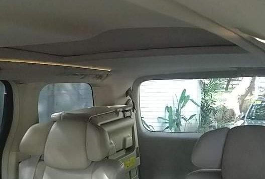 Pearl White Toyota Alphard 2013 for sale in Automatic-7