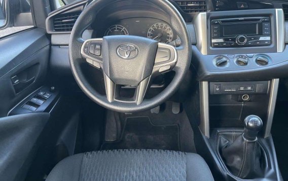 Sell Silver 2018 Toyota Innova in Pasig-2