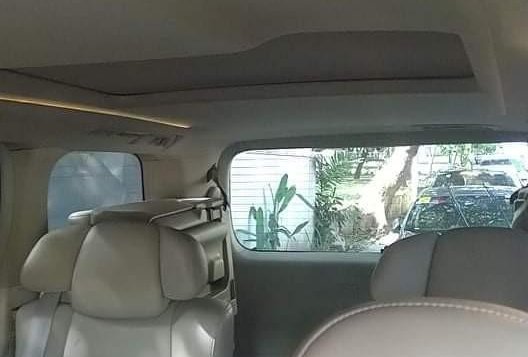 Pearl White Toyota Alphard 2013 for sale in Automatic-6