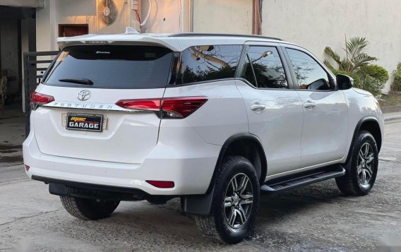 Pearl White Toyota Fortuner 2020 for sale in Automatic-4