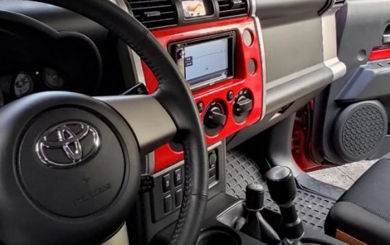 Red Toyota Fj Cruiser 2016 for sale in Automatic-8