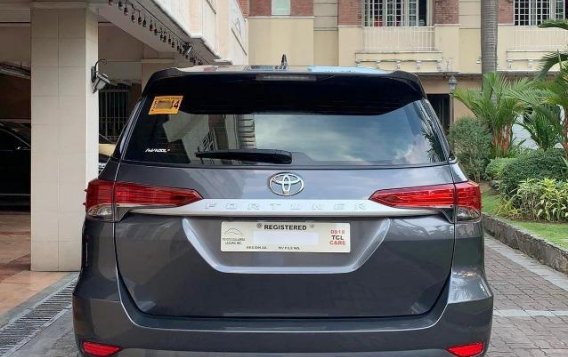 Grey Toyota Fortuner 2021 for sale in Automatic-4