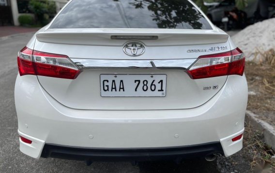 Pearl White Toyota Altis 2017 for sale in Automatic-3