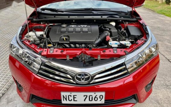 Sell Red 2016 Toyota Altis in Manila-7