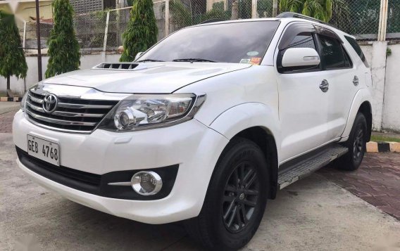 Pearl White Toyota Fortuner 2016 for sale in Manila-1
