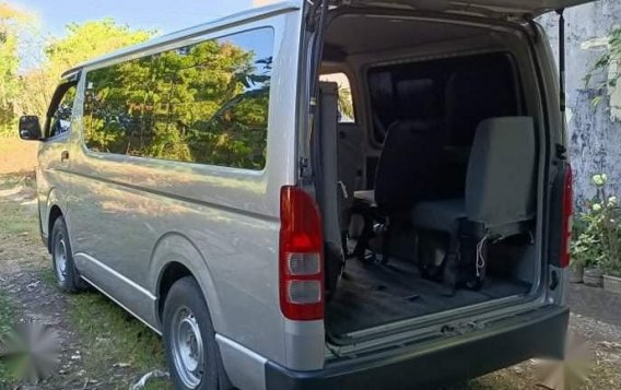 Silver Toyota Hiace 2015 for sale in Manual-6