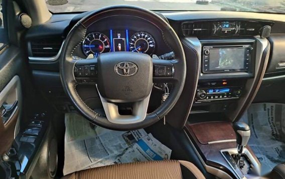 Black Toyota Fortuner 2019 for sale in Automatic-4