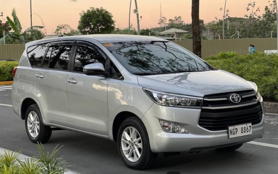 Selling Silver Toyota Innova 2021 in Pasig-1