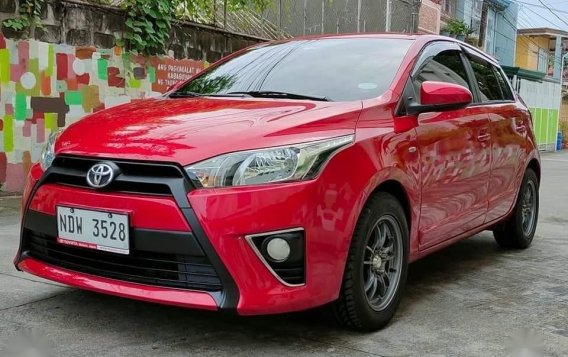 Selling Red Toyota Yaris 2016 in Bacoor-2