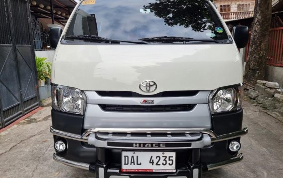 White Toyota Hiace 2019 for sale in Bacoor-4