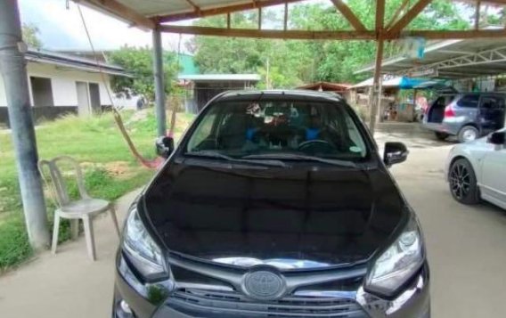 Selling Black Toyota Wigo 2019 in Pasay