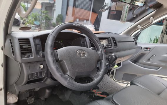 White Toyota Hiace 2019 for sale in Bacoor-6