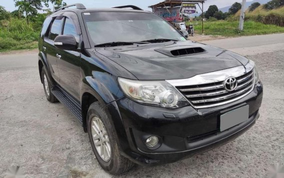 Black Toyota Fortuner 2013 for sale in Makati-1