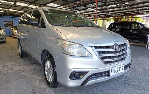Silver Toyota Innova 2015 for sale in Las Piñas-5
