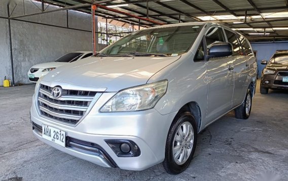 Silver Toyota Innova 2015 for sale in Las Piñas-1