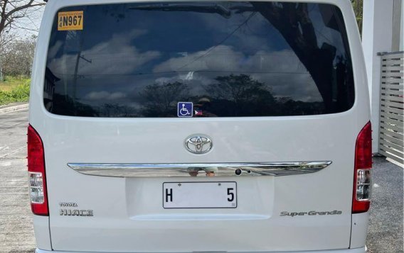 Pearl White Toyota Hiace Super Grandia 2018 for sale in Biñan-3