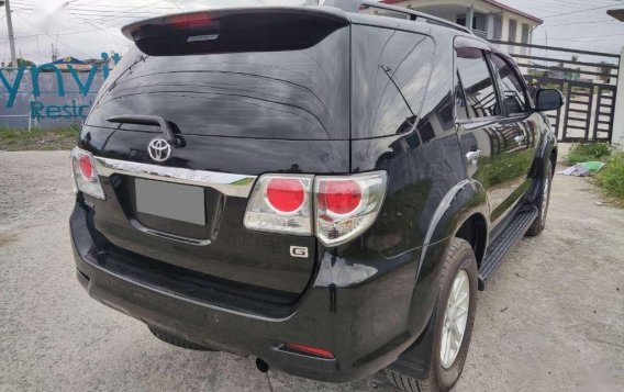 Black Toyota Fortuner 2013 for sale in Makati-2