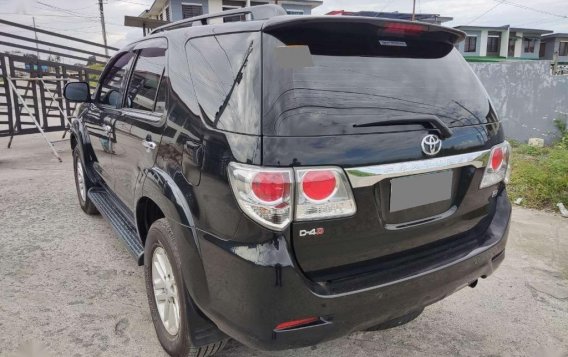 Black Toyota Fortuner 2013 for sale in Makati-3