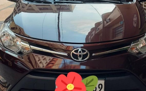 Selling Red Toyota Vios 2017 in Makati-1