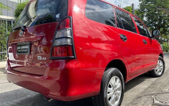 Selling Red Toyota Innova 2012 in Quezon City-4